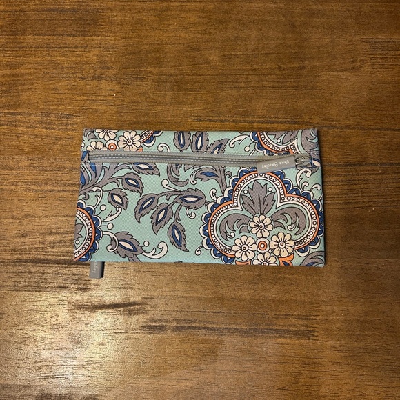 Vera Bradley Handbags - Vera Bradley Lighten Up Pencil Pouch Fan Flowers Makeup Bag